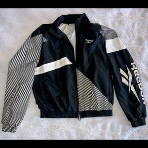 Reebok black and white vintage cropped wind breaker water resistant